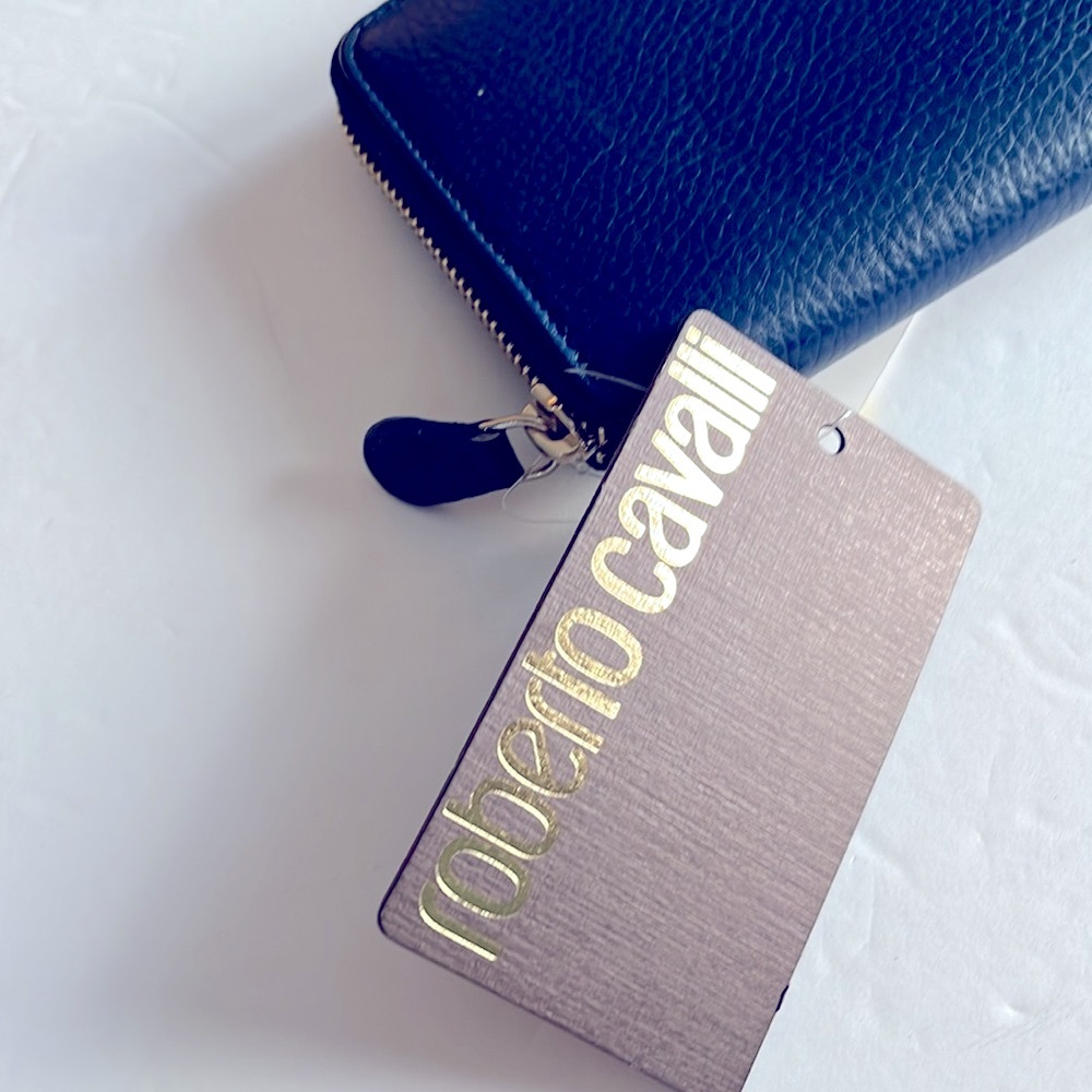 Roberto Cavalli NWT leather navy blue pebbled zipper wallet gold embossed logo - Picture 3 of 10